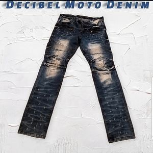 Fashion Streetwear Decibel Jeans!